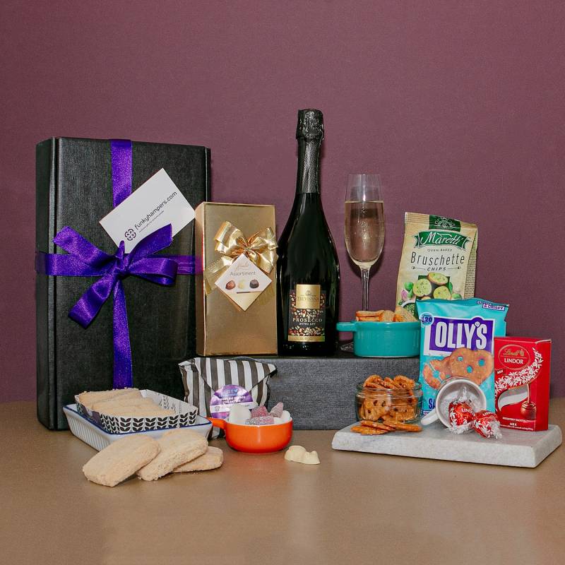 Prosecco And Snacks Hamper