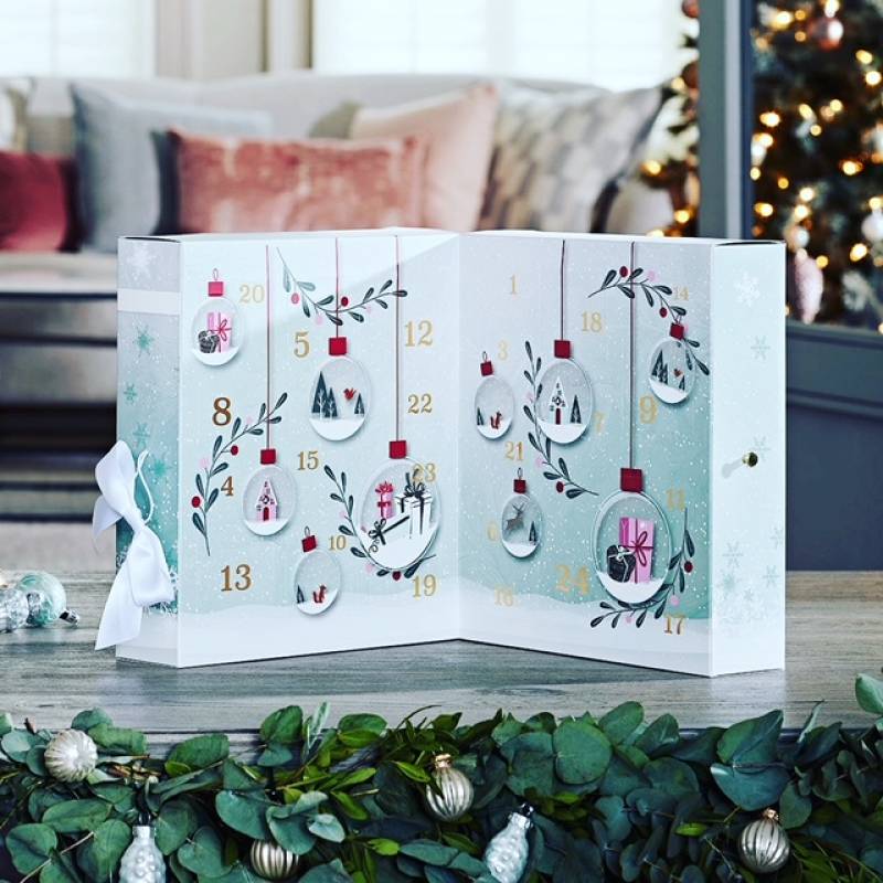 Yankee Candle Christmas 2022 Advent Calendar Book